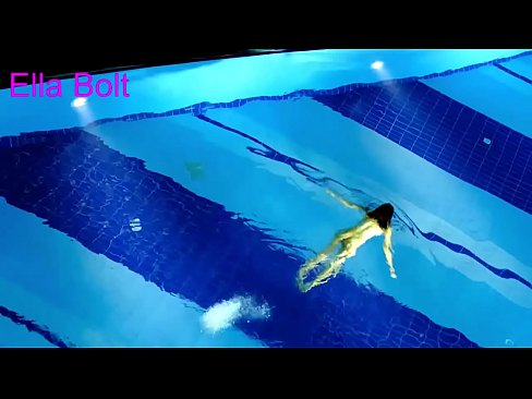 ❤️ Ech kann net ophalen ze kucken, jonk Blond gefaange schwammen plakeg am ELLA BOLT Resort Pool ️ Häre Porno op lb.doujin-sexy.ru ❌️